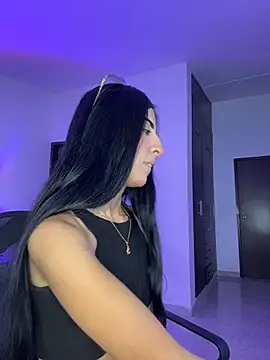 Mirandaa Rogers online show from 19, 7, 2026