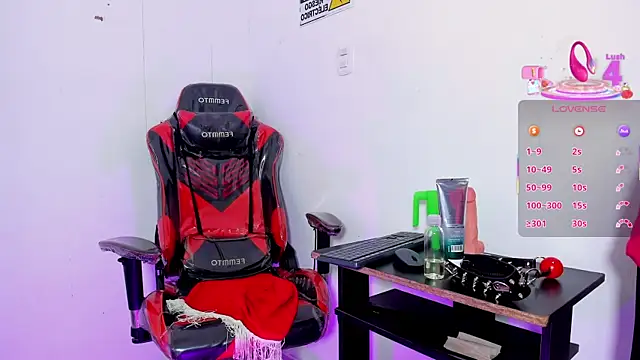 Snapshot of Brianna_Hard chatting on 21, 3, 2025 Brianna Hard online show from 21, 3, 2025