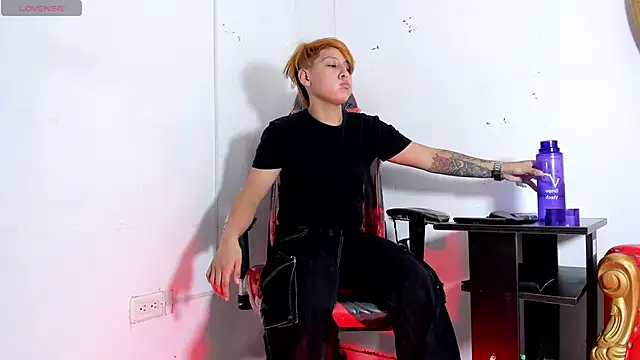 Snapshot of Brianna_Hard chatting on 23, 3, 2025 Brianna Hard online show from 23, 3, 2025