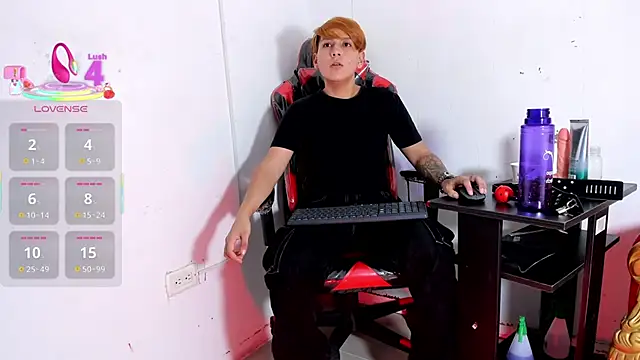 Snapshot of Brianna_Hard chatting on 23, 3, 2025 Brianna Hard online show from 23, 3, 2025