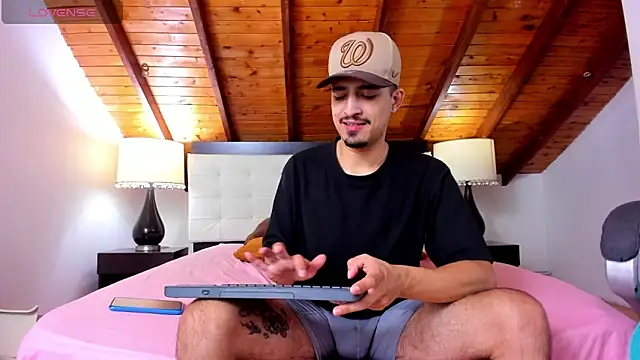 Sebastian Berne online show from 3, 3, 2025