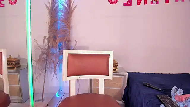 Snapshot of kassandra_Lara chatting on 20, 2, 2025 kassandra Lara online show from 20, 2, 2025