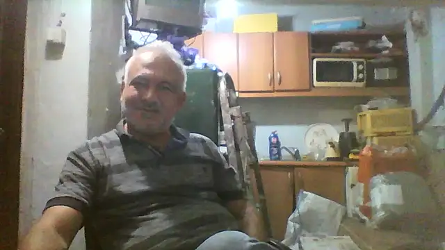 Snapshot of murat7888 chatting on 17, 10, 2025 murat7888 online show from 17, 10, 2025