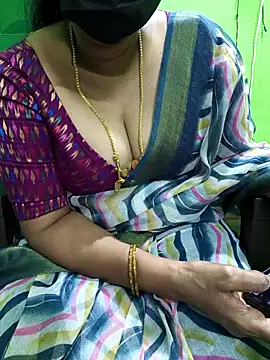 niiveditha online show from 4, 11, 2025