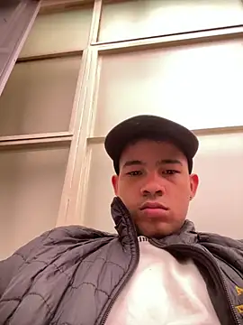 Snapshot of Twink_X chatting on 17, 2, 2025 Twink X online show from 17, 2, 2025