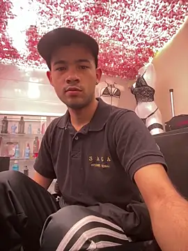 Snapshot of Twink_X chatting on 5, 3, 2025 Twink X online show from 5, 3, 2025