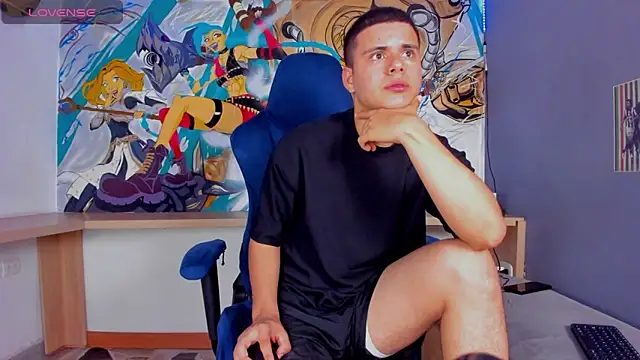 Snapshot of Sebastian_Phoenix chatting on 6, 3, 2025 Sebastian Phoenix online show from 6, 3, 2025