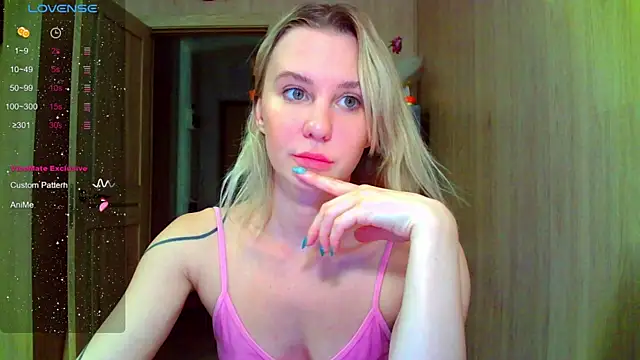 Caramel piegirl online show from 21, 7, 2026