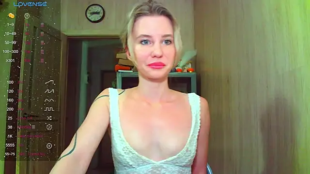 Caramel piegirl online show from 6, 8, 2026