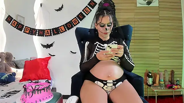 Snapshot of Abbiee_8 chatting on 31, 10, 2025 Abbiee 8 online show from 31, 10, 2025