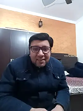 Snapshot of innocentboy1987 chatting on 14, 2, 2025 innocentboy1987 online show from 14, 2, 2025