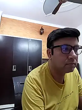 Snapshot of innocentboy1987 chatting on 21, 3, 2025 innocentboy1987 online show from 21, 3, 2025