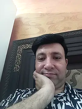 innocentboy1987 online show from 2, 5, 2026