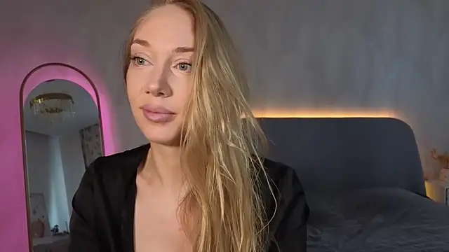 Snapshot of Engel_13 chatting on 27, 9, 2025 Engel 13 online show from 27, 9, 2025