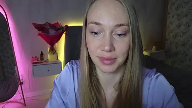 Snapshot of Engel_13 chatting on 18, 10, 2025 Engel 13 online show from 18, 10, 2025