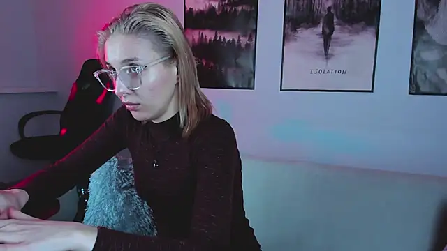 PhilippaAdamas online show from 13, 2, 2025