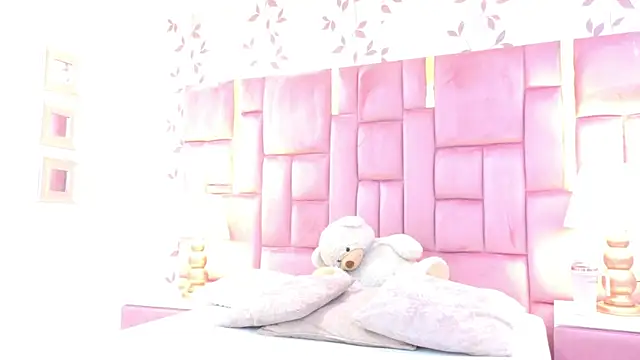 Snapshot of ArianaFranco chatting on 2, 6, 2026 ArianaFranco online show from 2, 6, 2026