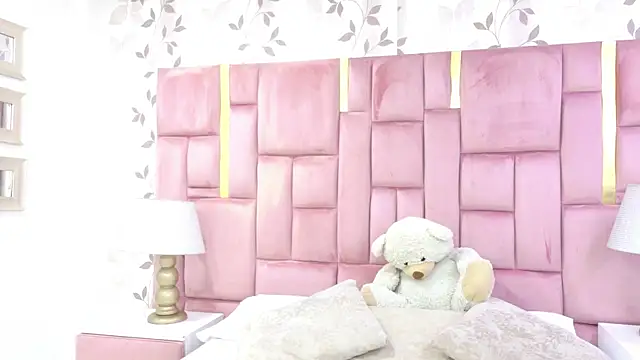 Snapshot of ArianaFranco chatting on 5, 6, 2026 ArianaFranco online show from 5, 6, 2026
