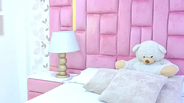 ArianaFranco online show from 18, 7, 2026