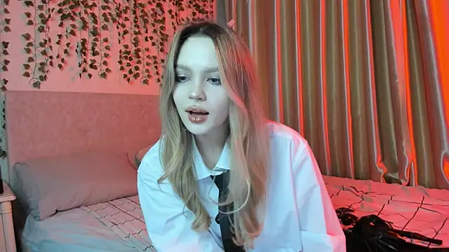 Snapshot of MiaRanki chatting on 12, 3, 2025 MiaRanki online show from 12, 3, 2025