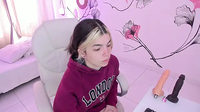 Isabela Fiorelli online show from 6, 10, 2025