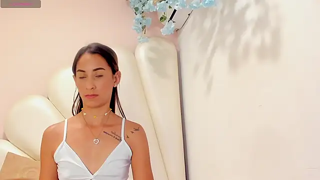 Snapshot of Olivia_Stevens chatting on 16, 2, 2025 Olivia Stevens online show from 16, 2, 2025