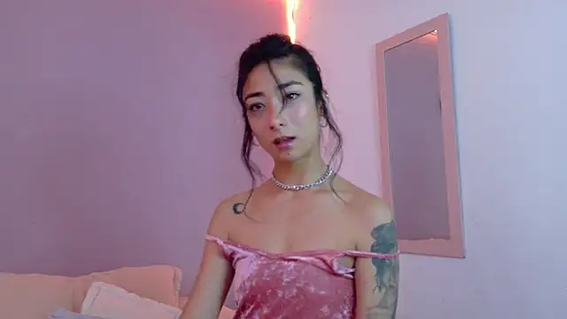 Snapshot of oishii_ambar chatting on 18, 2, 2025 oishii ambar online show from 18, 2, 2025