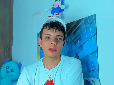 Snapshot of Alessandro_1610 chatting on 27, 2, 2025 Alessandro 1610 online show from 27, 2, 2025