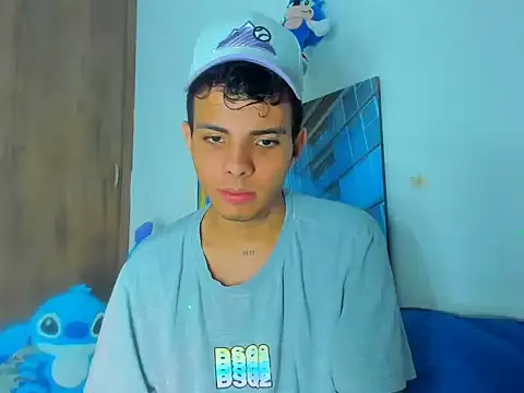 Snapshot of Alessandro_1610 chatting on 6, 3, 2025 Alessandro 1610 online show from 6, 3, 2025