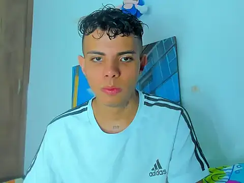 Snapshot of Alessandro_1610 chatting on 11, 3, 2025 Alessandro 1610 online show from 11, 3, 2025