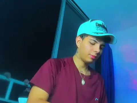 Snapshot of Alessandro_1610 chatting on 24, 10, 2025 Alessandro 1610 online show from 24, 10, 2025