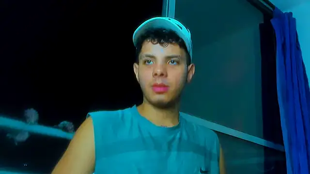 Snapshot of Alessandro_1610 chatting on 16, 11, 2025 Alessandro 1610 online show from 16, 11, 2025