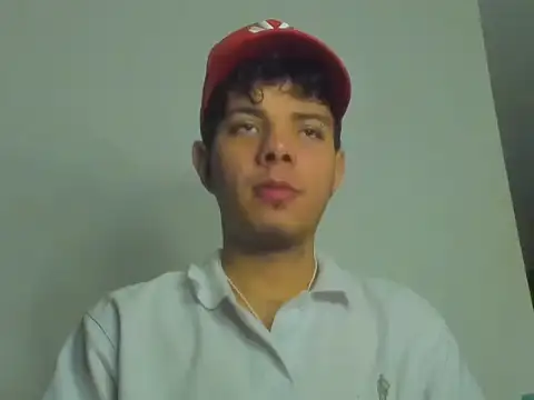 Snapshot of Alessandro_1610 chatting on 4, 3, 2026 Alessandro 1610 online show from 4, 3, 2026