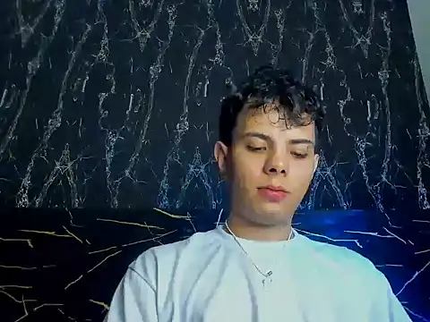 Snapshot of Alessandro_1610 chatting on 19, 3, 2026 Alessandro 1610 online show from 19, 3, 2026