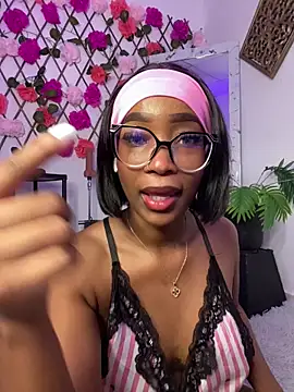 blackgril12 online show from 5, 12, 2025