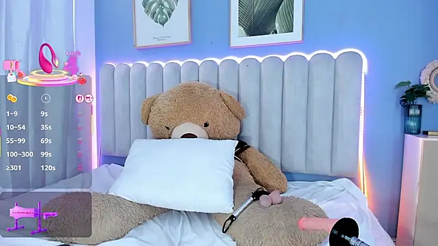 Snapshot of daphneebridge chatting on 8, 3, 2025 daphneebridge online show from 8, 3, 2025