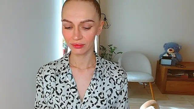 Lady Sunshine  online show from 1, 5, 2026
