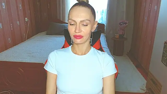 Lady Sunshine  online show from 28, 7, 2026