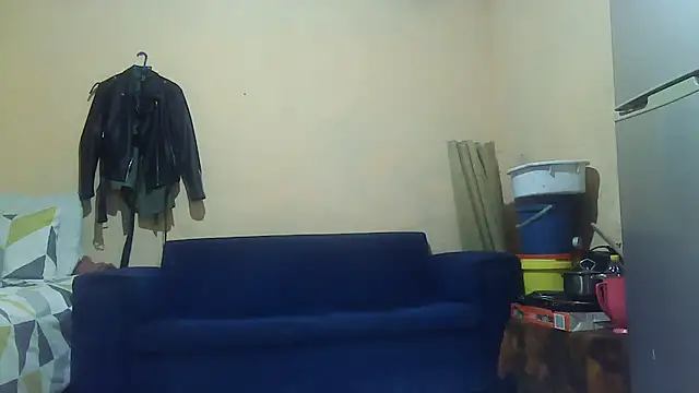 Snapshot of 01applebottom chatting on 12, 10, 2025 01applebottom online show from 12, 10, 2025