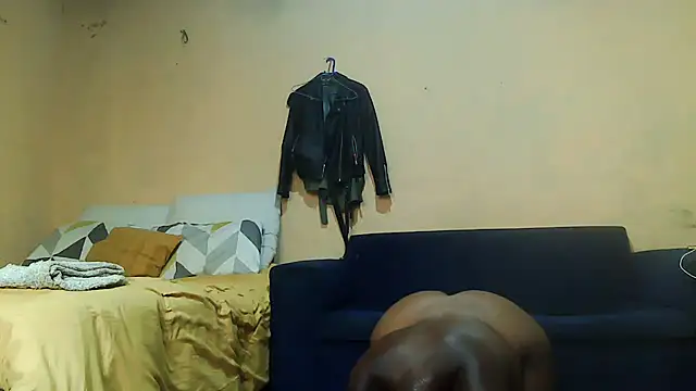 Snapshot of 01applebottom chatting on 27, 10, 2025 01applebottom online show from 27, 10, 2025