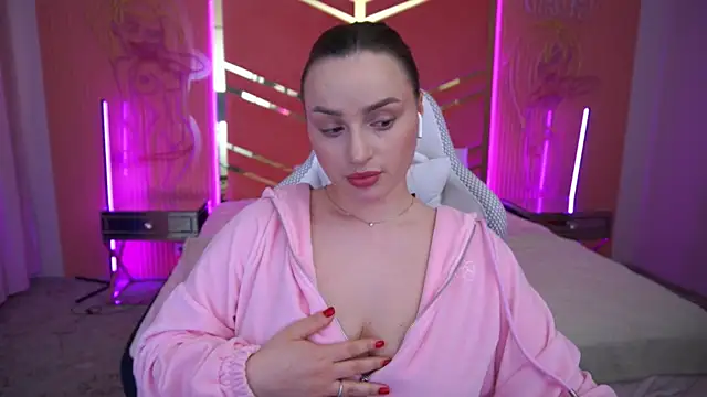 LindsieGreyy online show from 20, 3, 2025