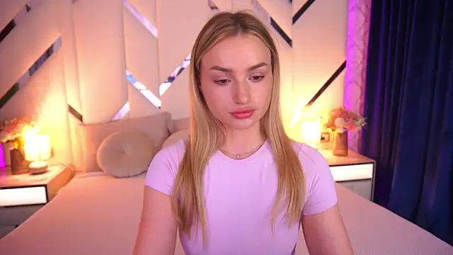 LindsieGreyy online show from 11, 6, 2026