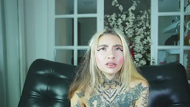 miss   angel online show from 10, 3, 2026