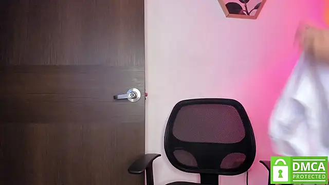 Dhalila  online show from 8, 11, 2025