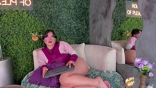 emmiily z online show from 17, 2, 2025