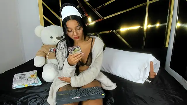 Lynda Bonnie online show from 9, 3, 2025