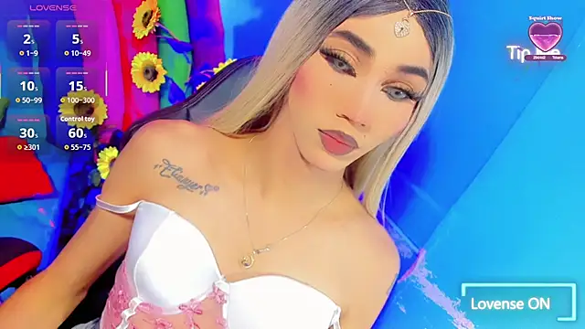 emelly horny  online show from 11, 9, 2025