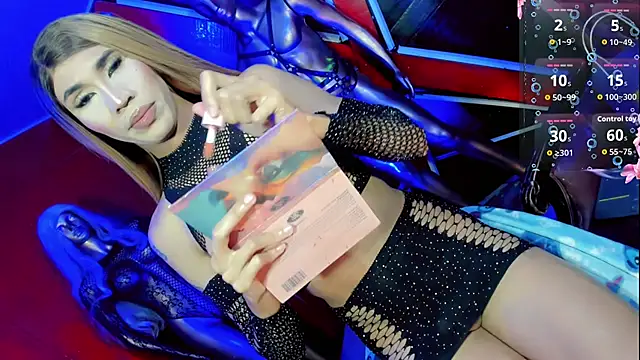 emelly horny  online show from 11, 11, 2025