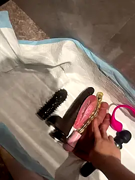 Mia-77 online show from 28, 11, 2025