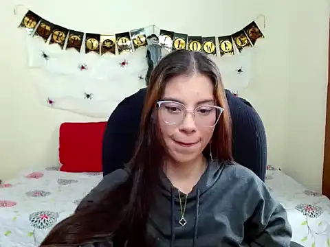 veronicamiller22 online show from 8, 10, 2025